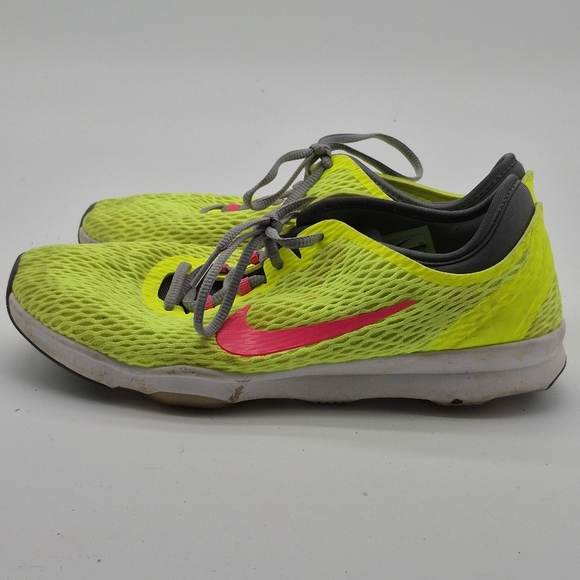 Nike Training Zoom Neon Yellow Womens Size 7.5 Sneakers Gym Running Training - Picture 4 of 7